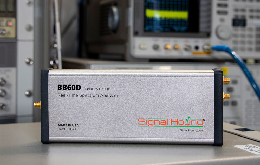 portable spectrum analyzer for avionics technicians